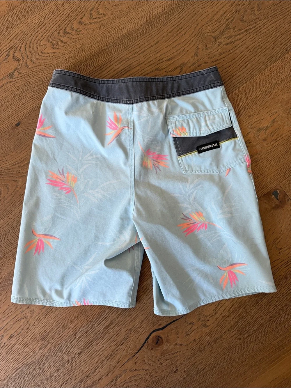 Quiksilver Men’s Pale Blue Boardshorts with Pink Floral Accents